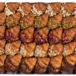 Box z mini croissantami na słodko