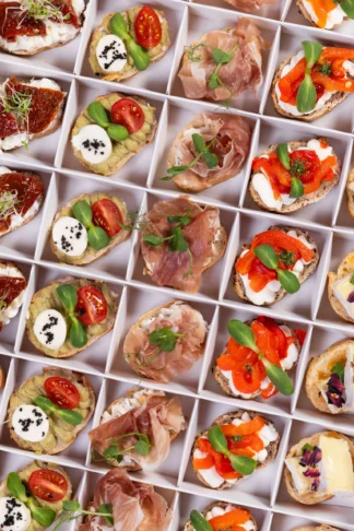 Box z tapasami