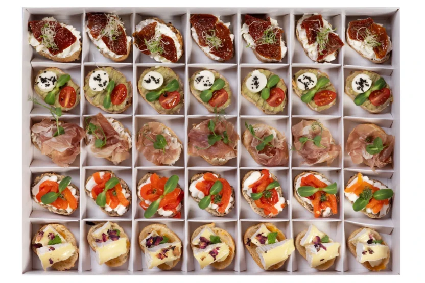 Box z tapasami
